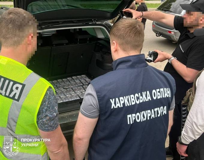 Новини Харкова: викрита схема виїзду за кордон